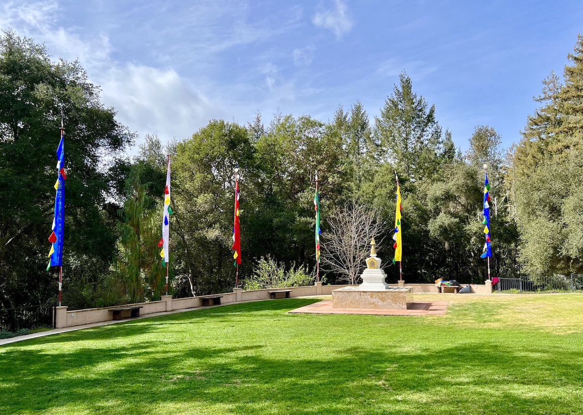 Prayer Flags LTR Stupa